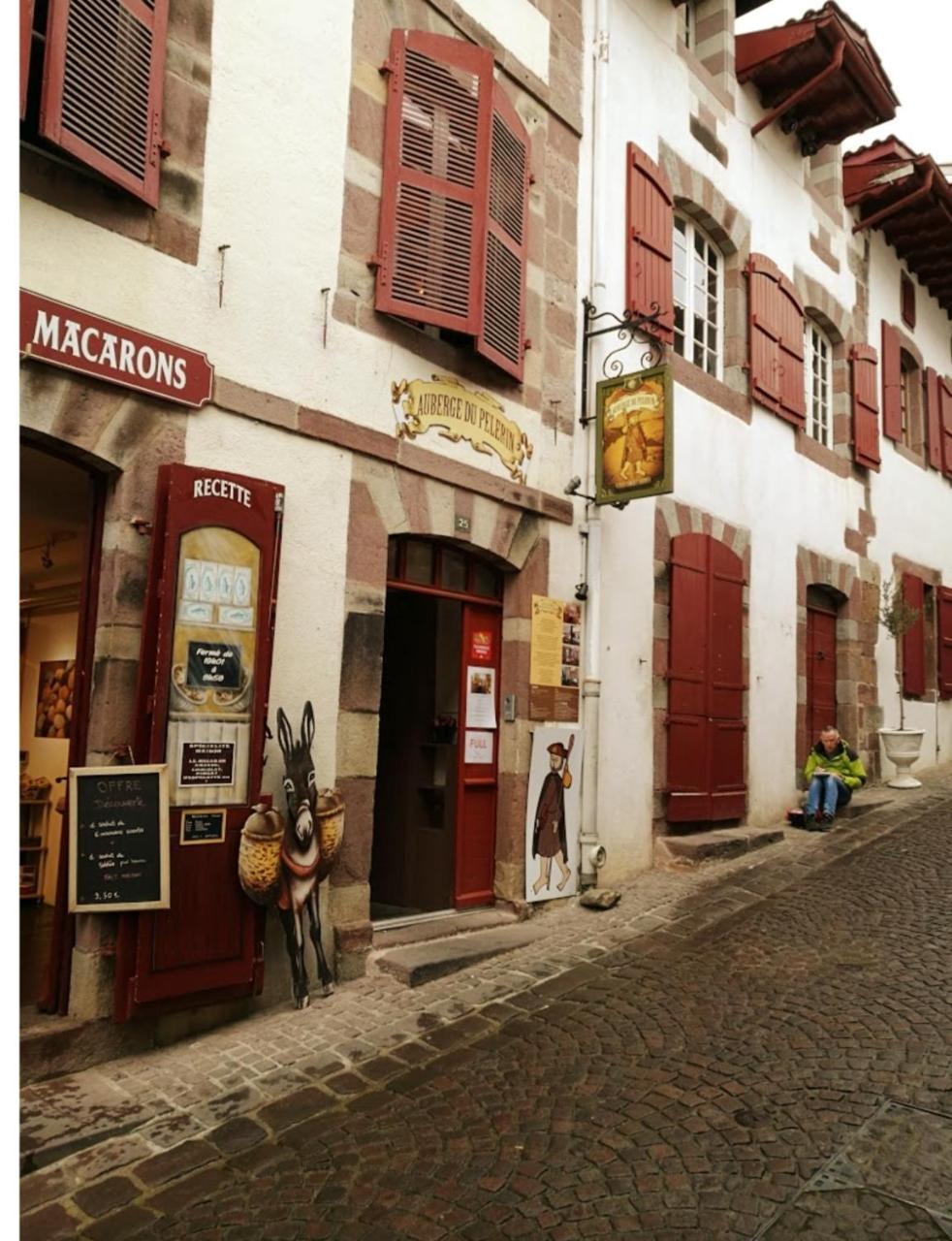 Auberge Du Pelerin Saint-Jean-Pied-de-Port Exteriör bild