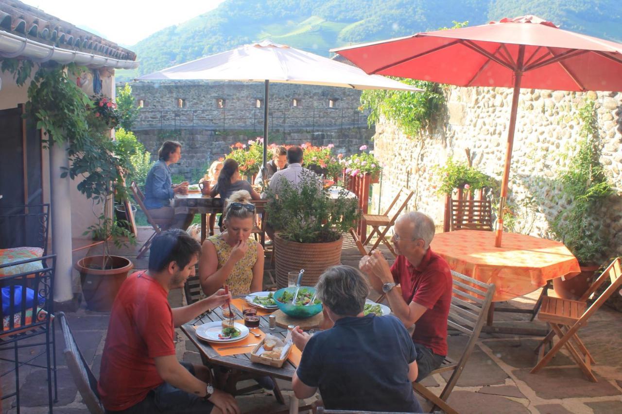 Auberge Du Pelerin Saint-Jean-Pied-de-Port Exteriör bild